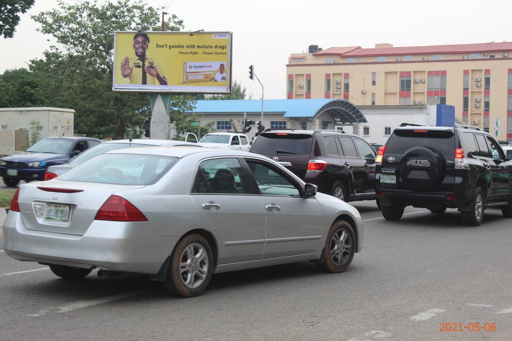 Backlit @ X JUNCTION OF ADETOKUNBO ADEMOLA CRESCENT WUSE 2 BY DIAMOND BANK FTF AP PLAZA — Abuja