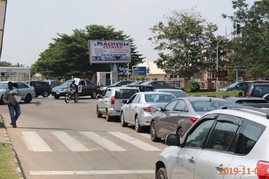 Backlit @ X JUNCTION OF ADETOKUNBO ADEMOLA CRESCENT WUSE 2 BY DIAMOND BANK FTT AP PLAZA — Abuja