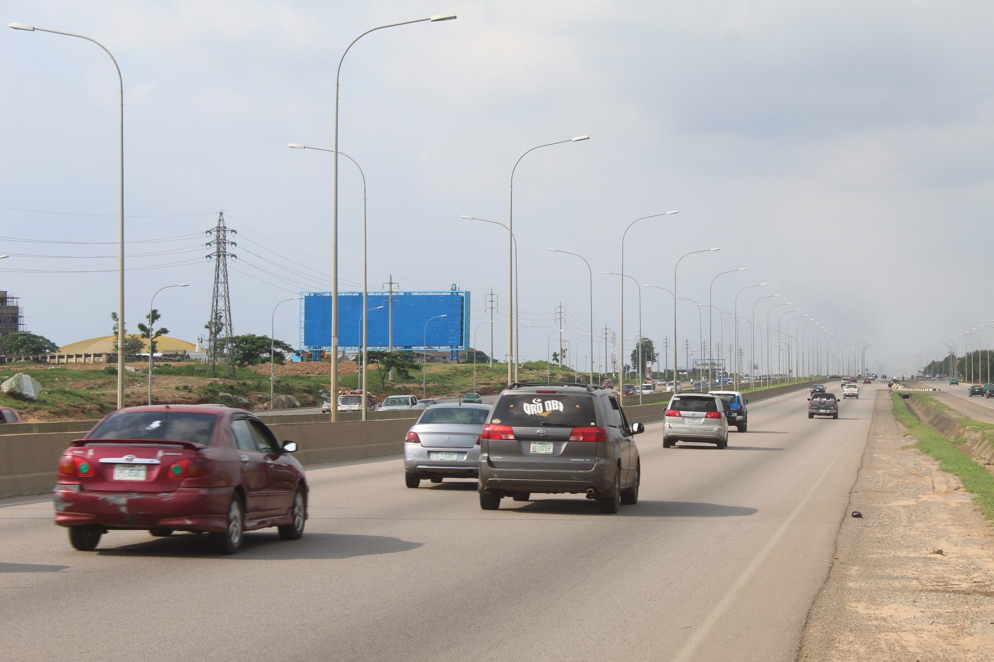 Megaboard @ ALONG AIRPORT ROAD BY ASO SAVINGS ESTATE JUNCTION FTT AIRPORT — Abuja