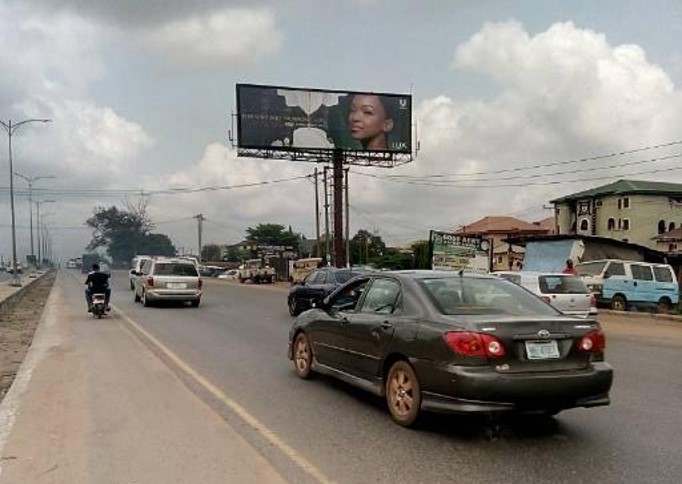 Unipole @ ONITSHA/ENUGU EXPRESSWAY OPP ARMY GATE FTF UPPER IWEKA — Anambra