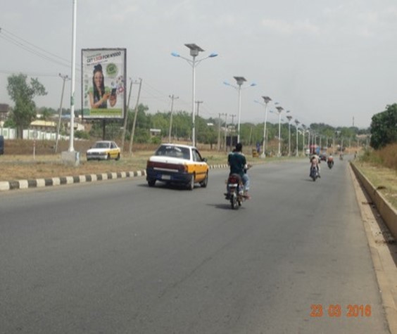 Portrait @ MINNA/SULEJA EXPRESSWAY BY WAEC OFFICE FTF MINNA — Niger