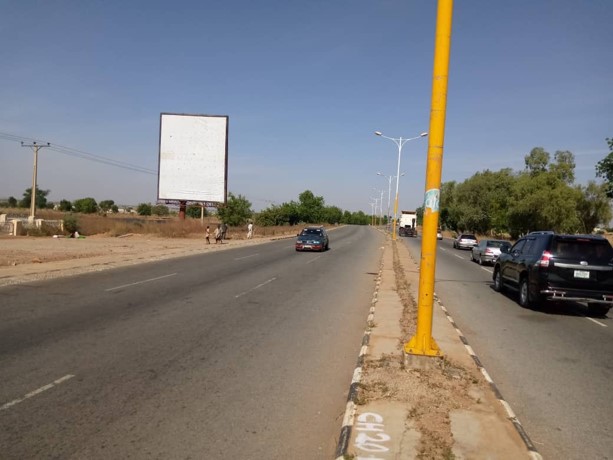 Portrait @ SOKOTO/KEFFI ROAD, BY AIRPORT ROUND ABOUT FTT SOKOTO — Sokoto
